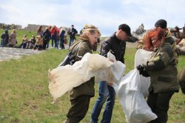 «Патриотические силы Донбасса» провели субботник на Саур-Могиле