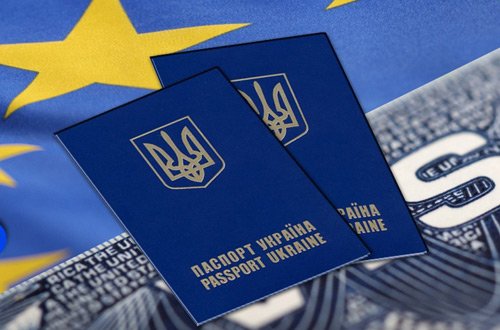 ЕС отложил решение по безвизовому режиму для Украины до сентября