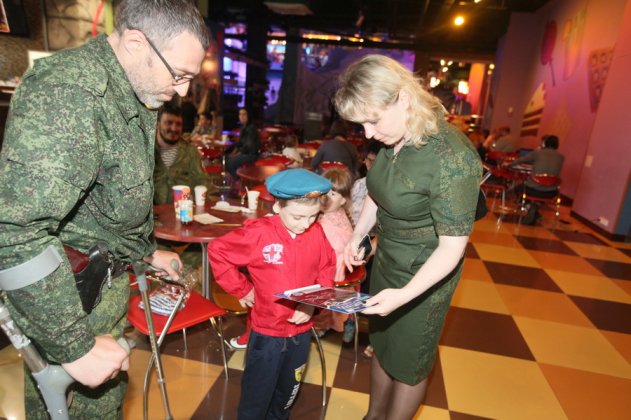 Тельняшка в подарок маленькому герою