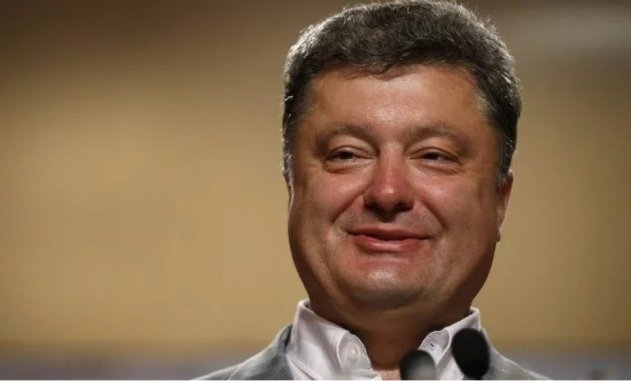 Порошенко подняли зарплату